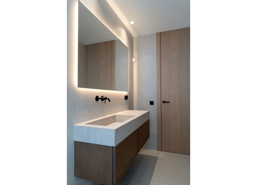 Resale - House - Detached Villa - Estepona - Estepona Centro