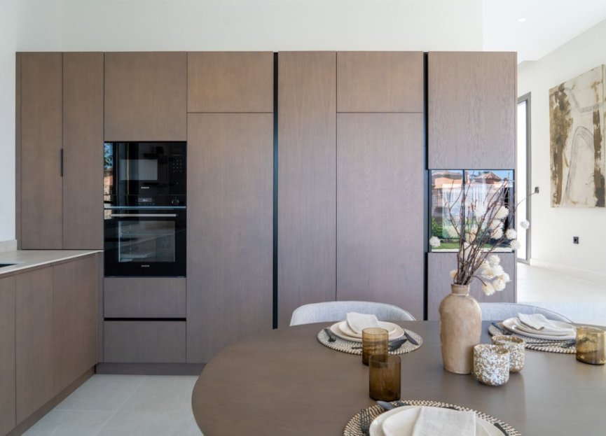 Resale - House - Detached Villa - Estepona - Estepona Centro