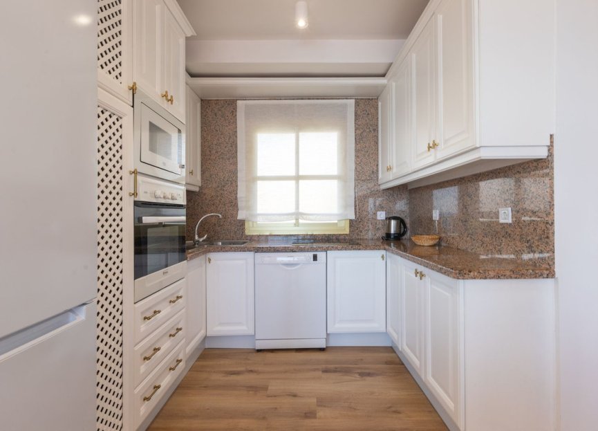 Resale - Apartment - Penthouse - Marbella - Elviria