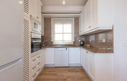 Resale - Apartment - Penthouse - Marbella - Elviria