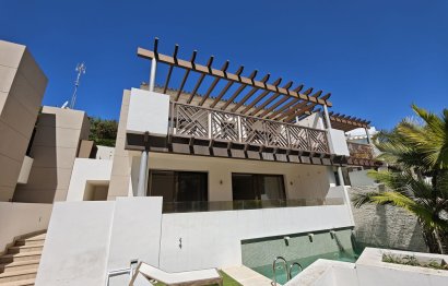 Resale - House - Semi-Detached House - Marbella - Marbella Centro