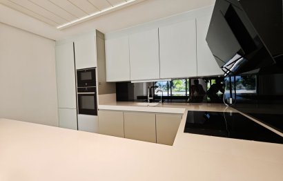 Resale - House - Semi-Detached House - Marbella - Marbella Centro