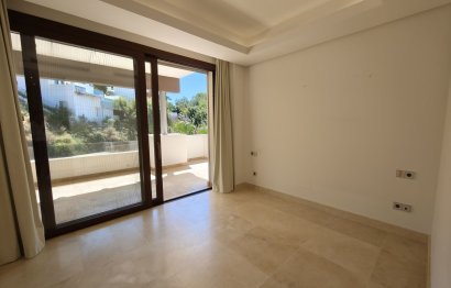 Resale - House - Semi-Detached House - Marbella - Marbella Centro