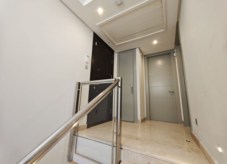 Resale - House - Semi-Detached House - Marbella - Marbella Centro