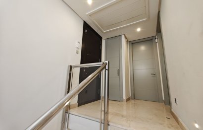 Resale - House - Semi-Detached House - Marbella - Marbella Centro