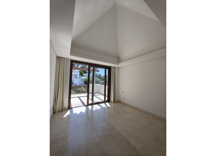 Resale - House - Semi-Detached House - Marbella - Marbella Centro