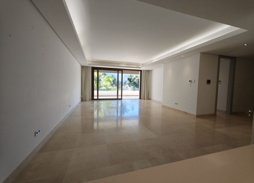 Resale - House - Semi-Detached House - Marbella - Marbella Centro