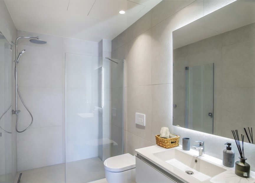 Obra nueva - Casa - New Golden Mile