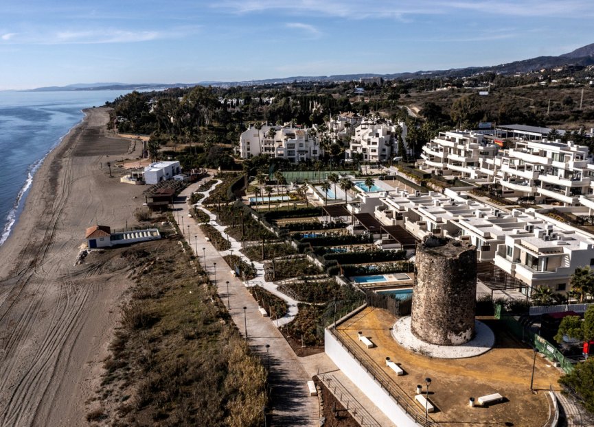 Obra nueva - Casa - New Golden Mile