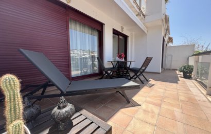 Resale - Apartment - Middle Floor Apartment - Benahavís - Benahavís Centro