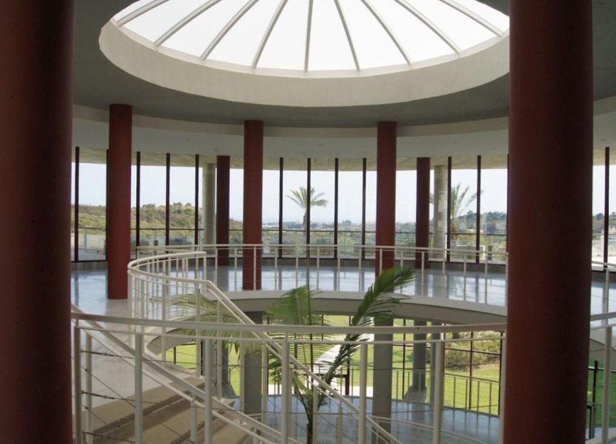 Resale - Apartment - Middle Floor Apartment - Benahavís - Benahavís Centro