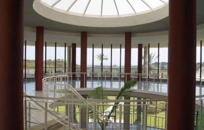 Resale - Apartment - Middle Floor Apartment - Benahavís - Benahavís Centro