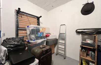 Resale - Apartment - Middle Floor Apartment - Benahavís - Benahavís Centro