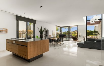 Resale - House - Semi-Detached House - Marbella - Cabopino