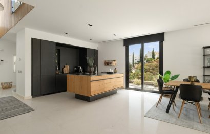 Resale - House - Semi-Detached House - Marbella - Cabopino