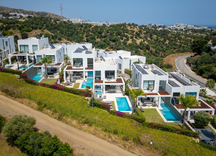 Resale - House - Semi-Detached House - Marbella - Cabopino