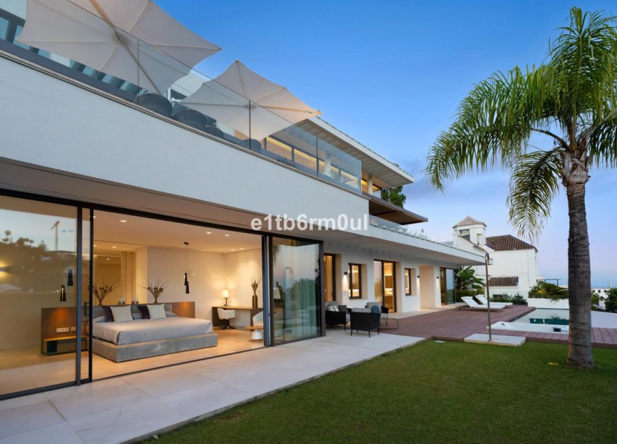 Resale - House - Detached Villa - Benahavís - La Quinta