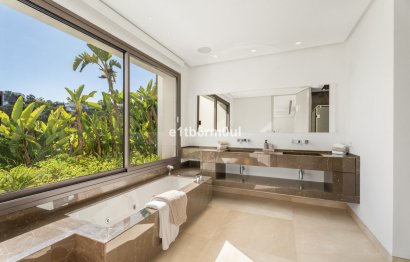 Resale - House - Detached Villa - Benahavís - La Quinta