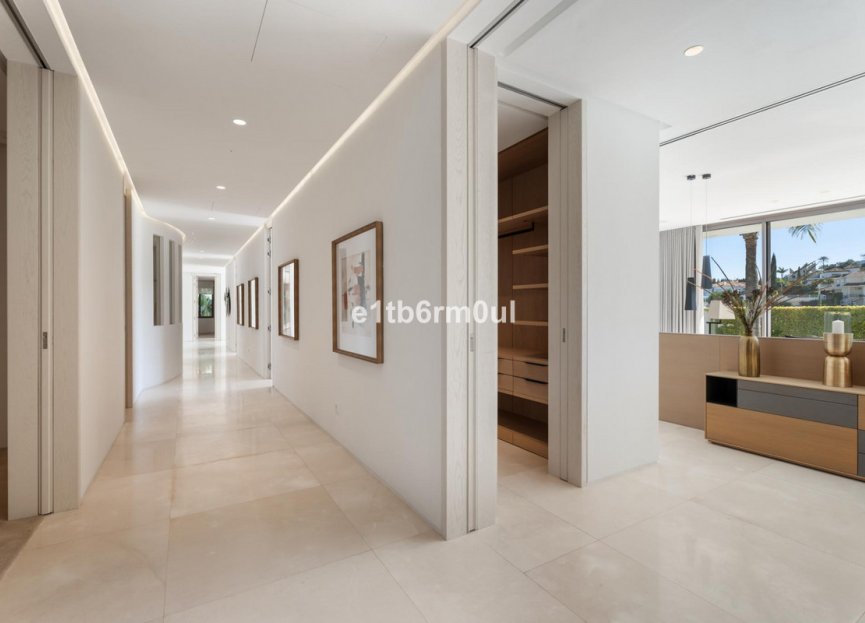 Resale - House - Detached Villa - Benahavís - La Quinta