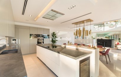 Resale - House - Detached Villa - Benahavís - La Quinta