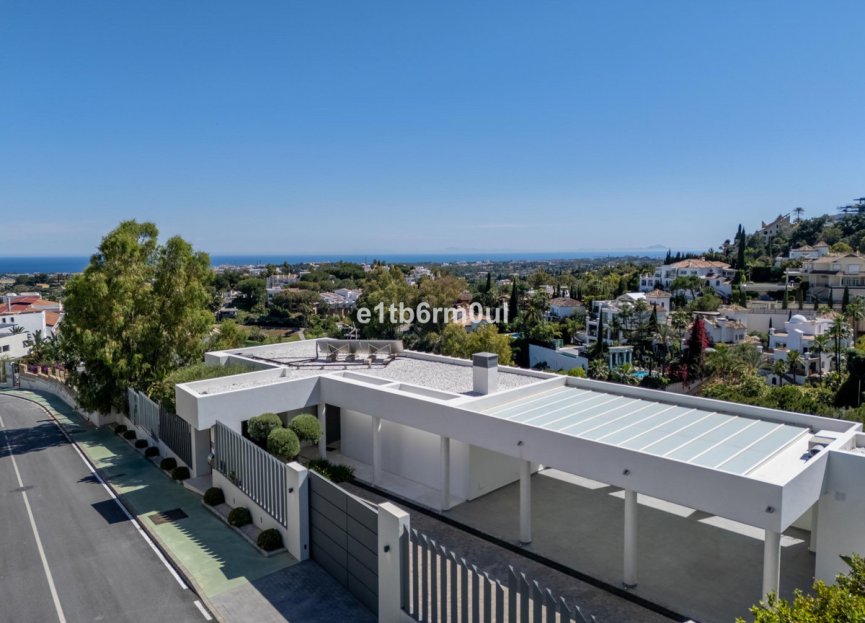 Resale - House - Detached Villa - Benahavís - La Quinta