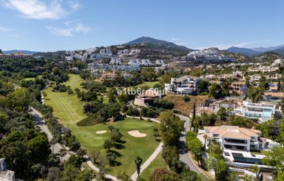 Resale - House - Detached Villa - Benahavís - La Quinta