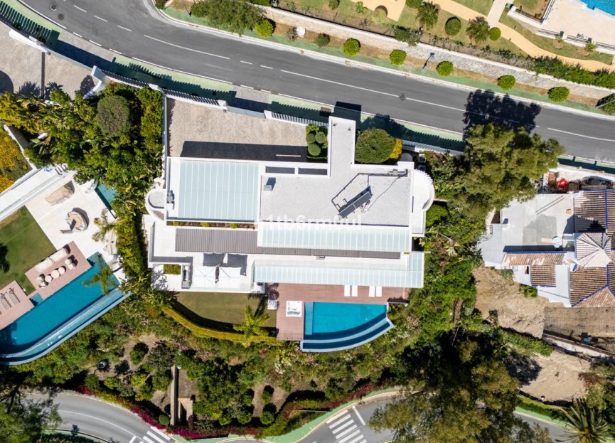 Resale - House - Detached Villa - Benahavís - La Quinta