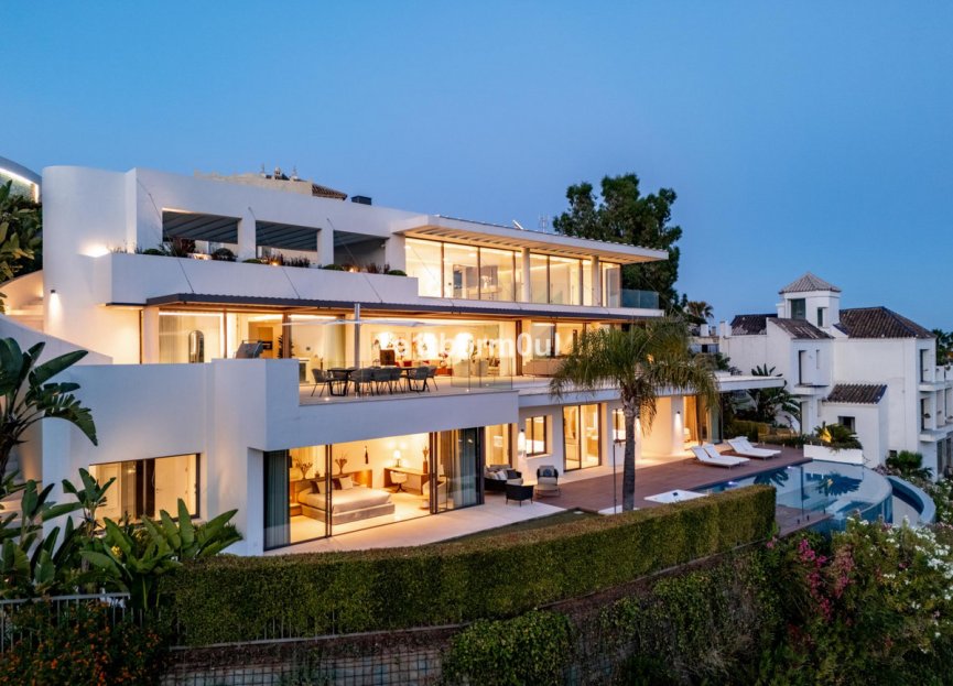 Resale - House - Detached Villa - Benahavís - La Quinta