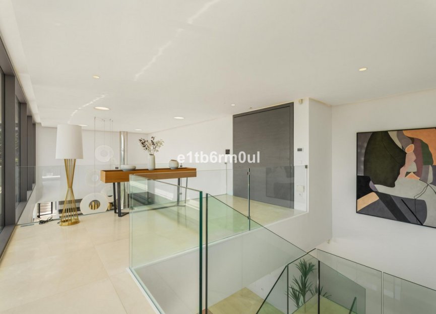 Resale - House - Detached Villa - Benahavís - La Quinta