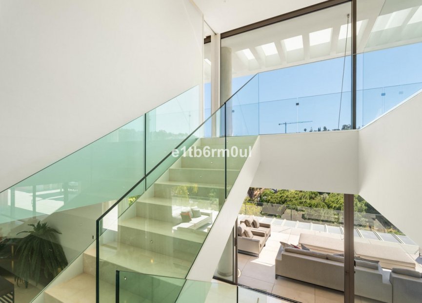 Resale - House - Detached Villa - Benahavís - La Quinta