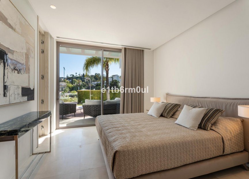 Resale - House - Detached Villa - Benahavís - La Quinta