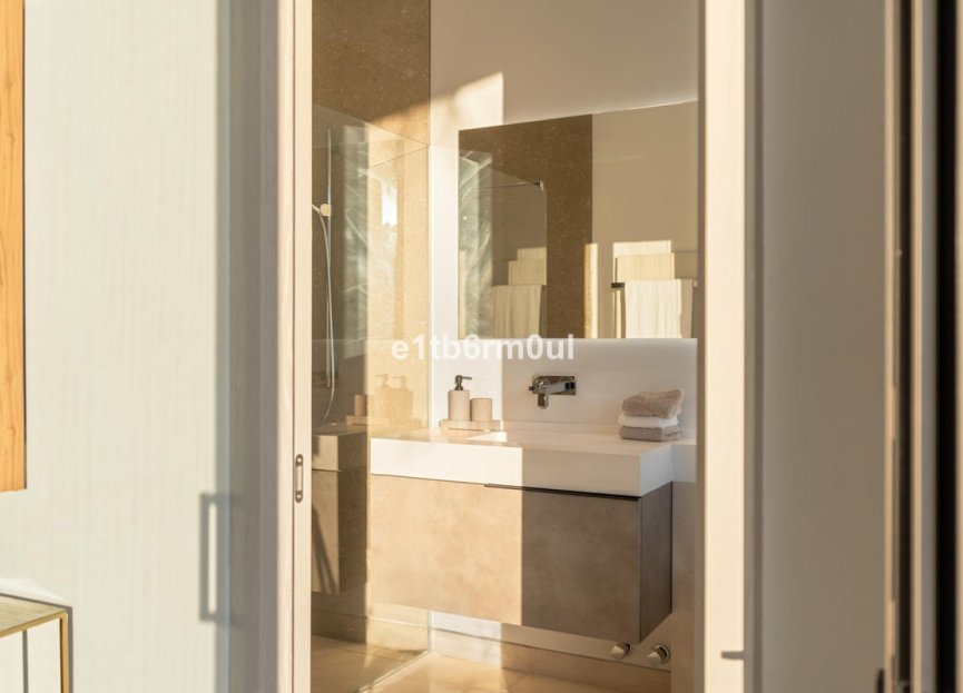 Resale - House - Detached Villa - Benahavís - La Quinta