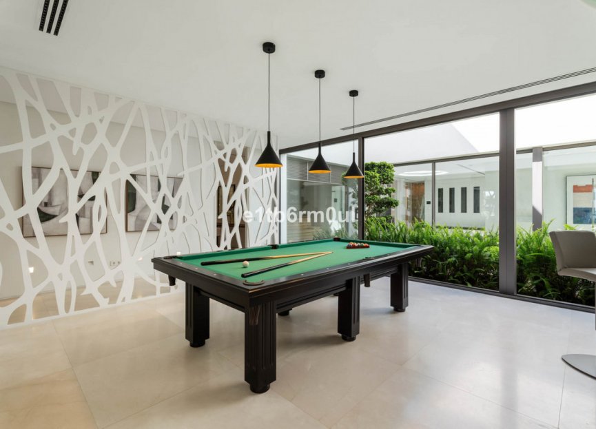 Resale - House - Detached Villa - Benahavís - La Quinta