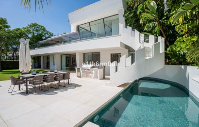 Resale - House - Detached Villa - Benahavís - La Quinta