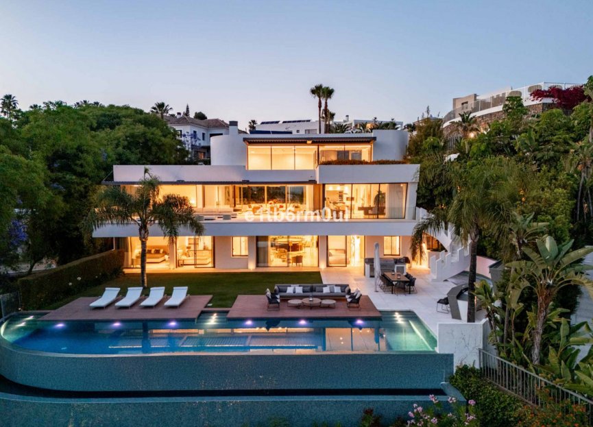 Resale - House - Detached Villa - Benahavís - La Quinta