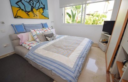 Resale - Apartment - Middle Floor Apartment - Estepona - Costalita