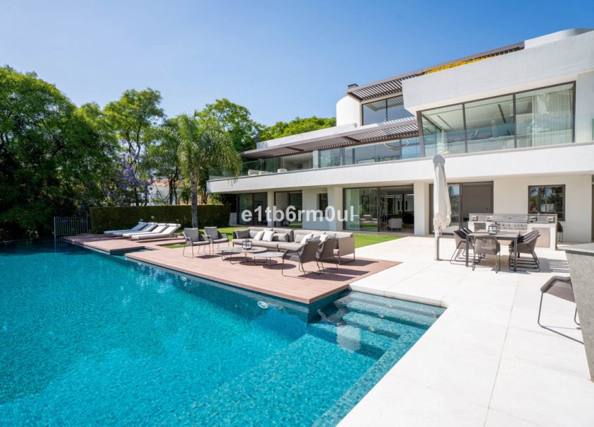 Resale - House - Detached Villa - Benahavís - La Quinta