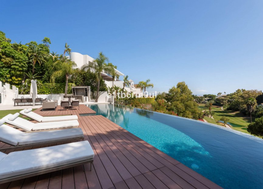 Resale - House - Detached Villa - Benahavís - La Quinta