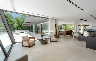 Resale - House - Detached Villa - Benahavís - La Quinta