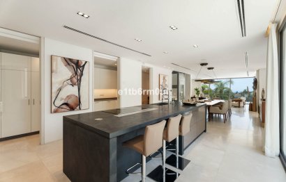 Resale - House - Detached Villa - Benahavís - La Quinta