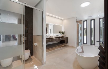 Resale - House - Detached Villa - Benahavís - La Quinta