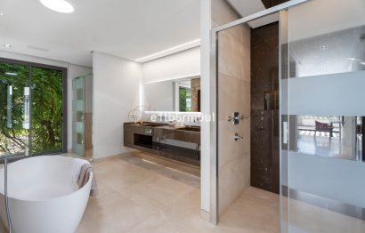 Resale - House - Detached Villa - Benahavís - La Quinta