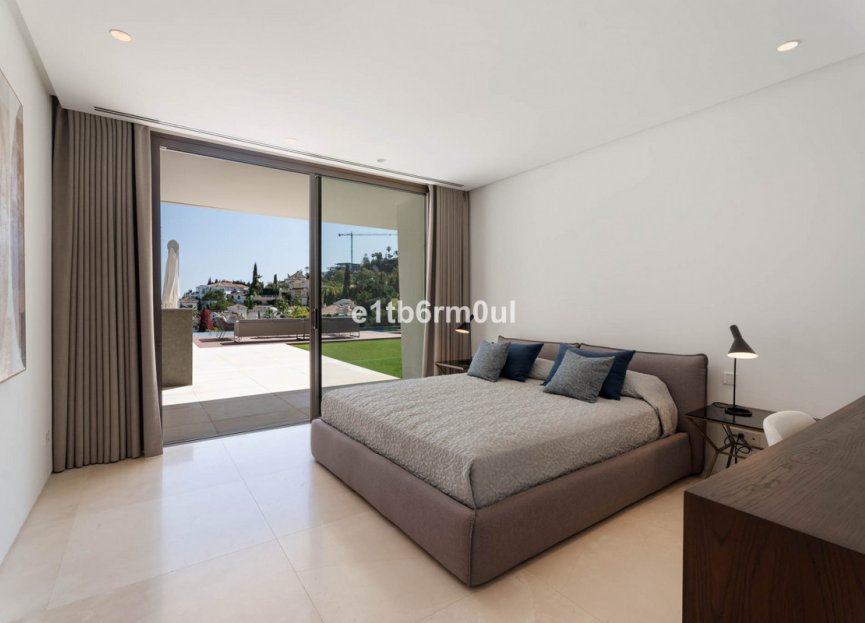 Resale - House - Detached Villa - Benahavís - La Quinta