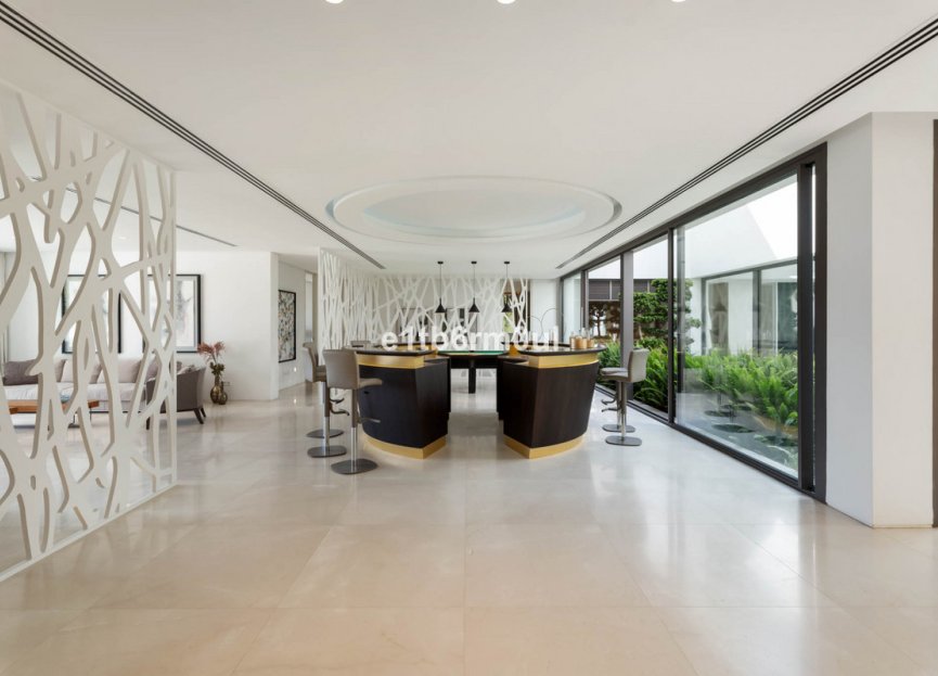 Resale - House - Detached Villa - Benahavís - La Quinta