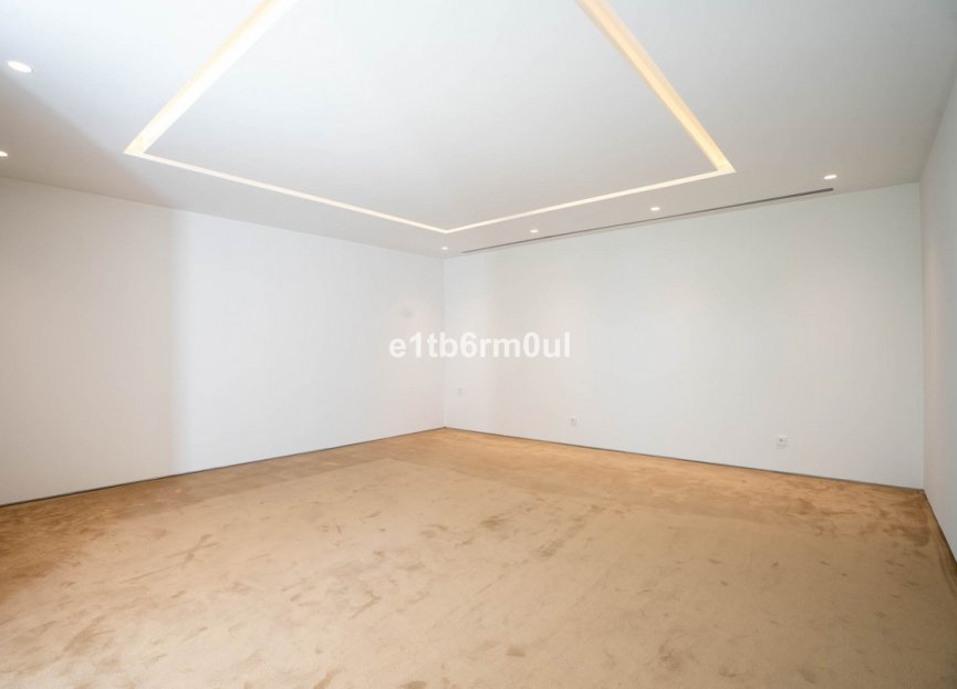 Resale - House - Detached Villa - Benahavís - La Quinta