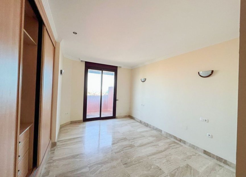 Resale - Apartment - Penthouse - Estepona - New Golden Mile
