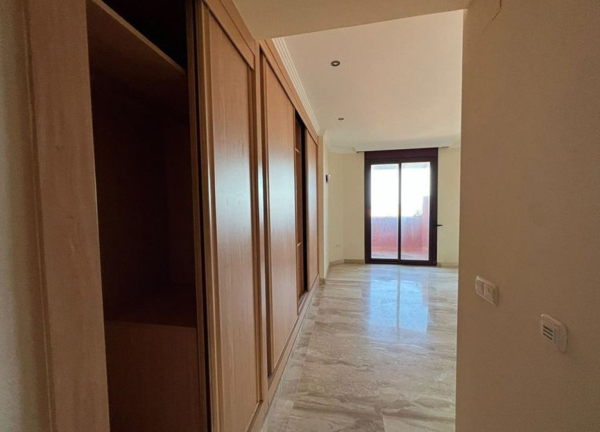 Resale - Apartment - Penthouse - Estepona - New Golden Mile