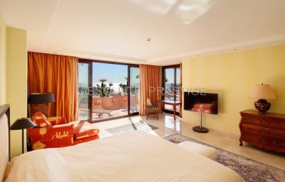 Resale - Apartment - Penthouse - Estepona - Estepona Centro