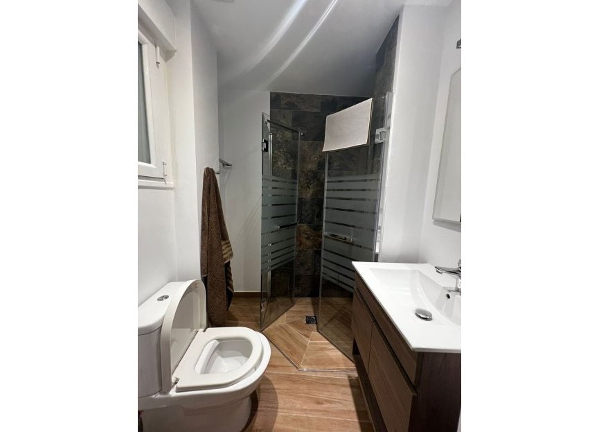 Resale - House - Detached Villa - Estepona - Estepona Centro