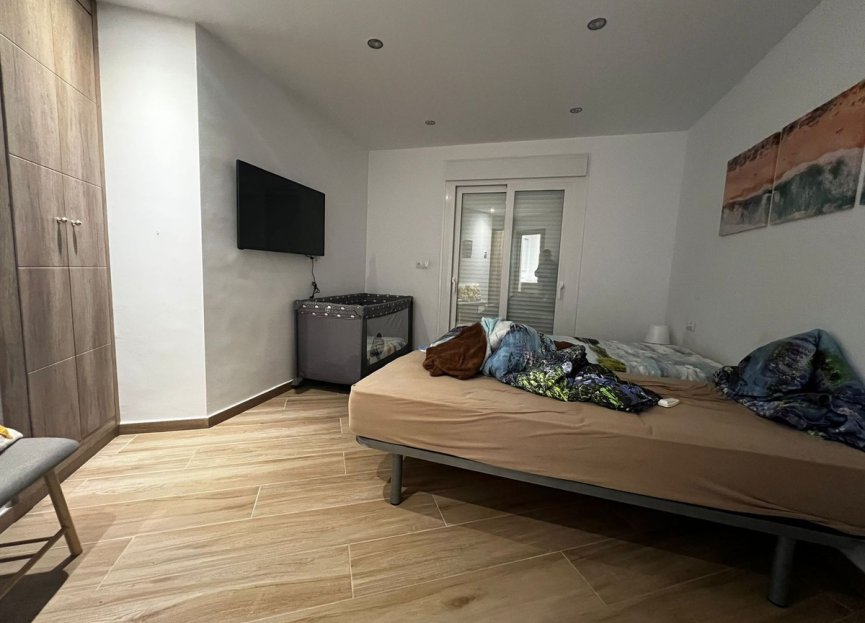 Resale - House - Detached Villa - Estepona - Estepona Centro